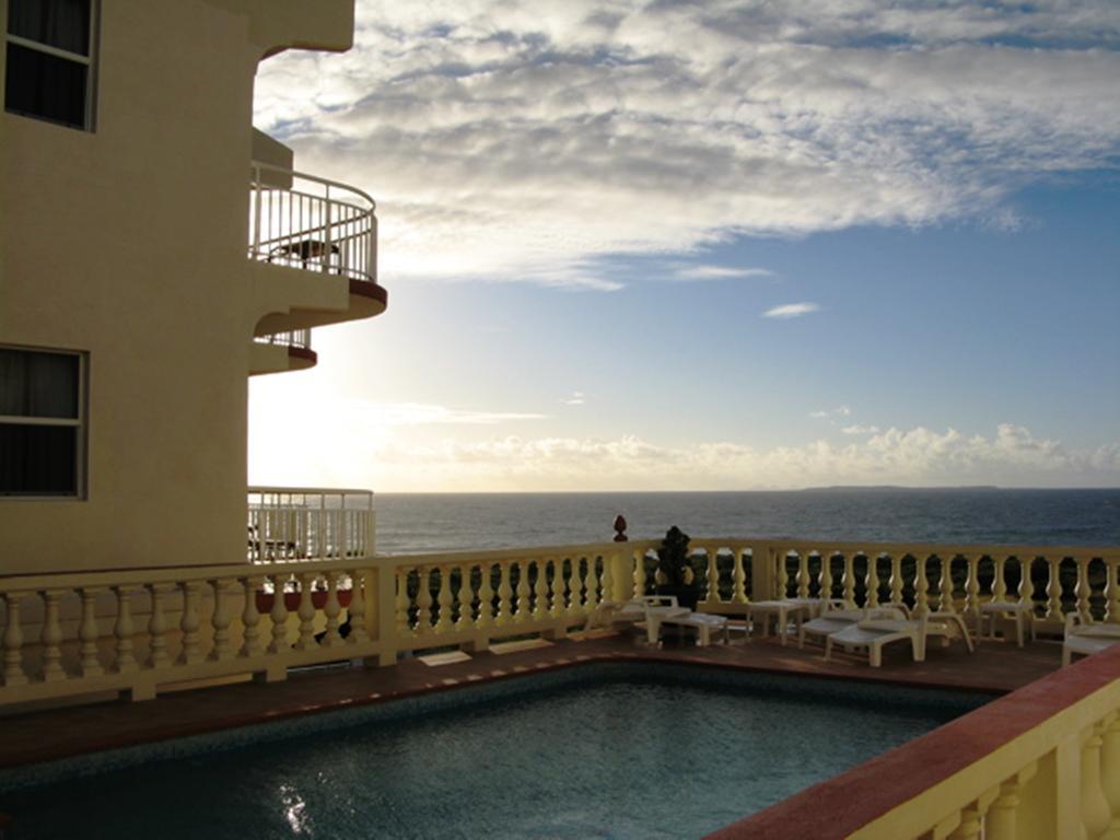 Ocean Terrace Condominiums The Valley Buitenkant foto