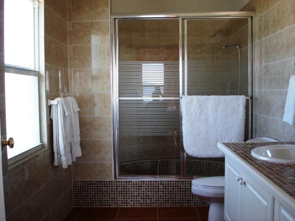 Ocean Terrace Condominiums The Valley Kamer foto
