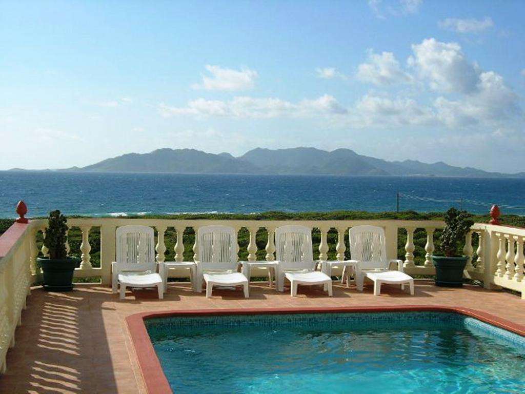 Ocean Terrace Condominiums The Valley Buitenkant foto
